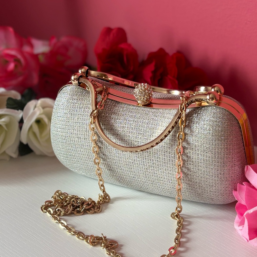 Elegant Silver Evening Clutch with Gold Chain - Picture 4 of 5